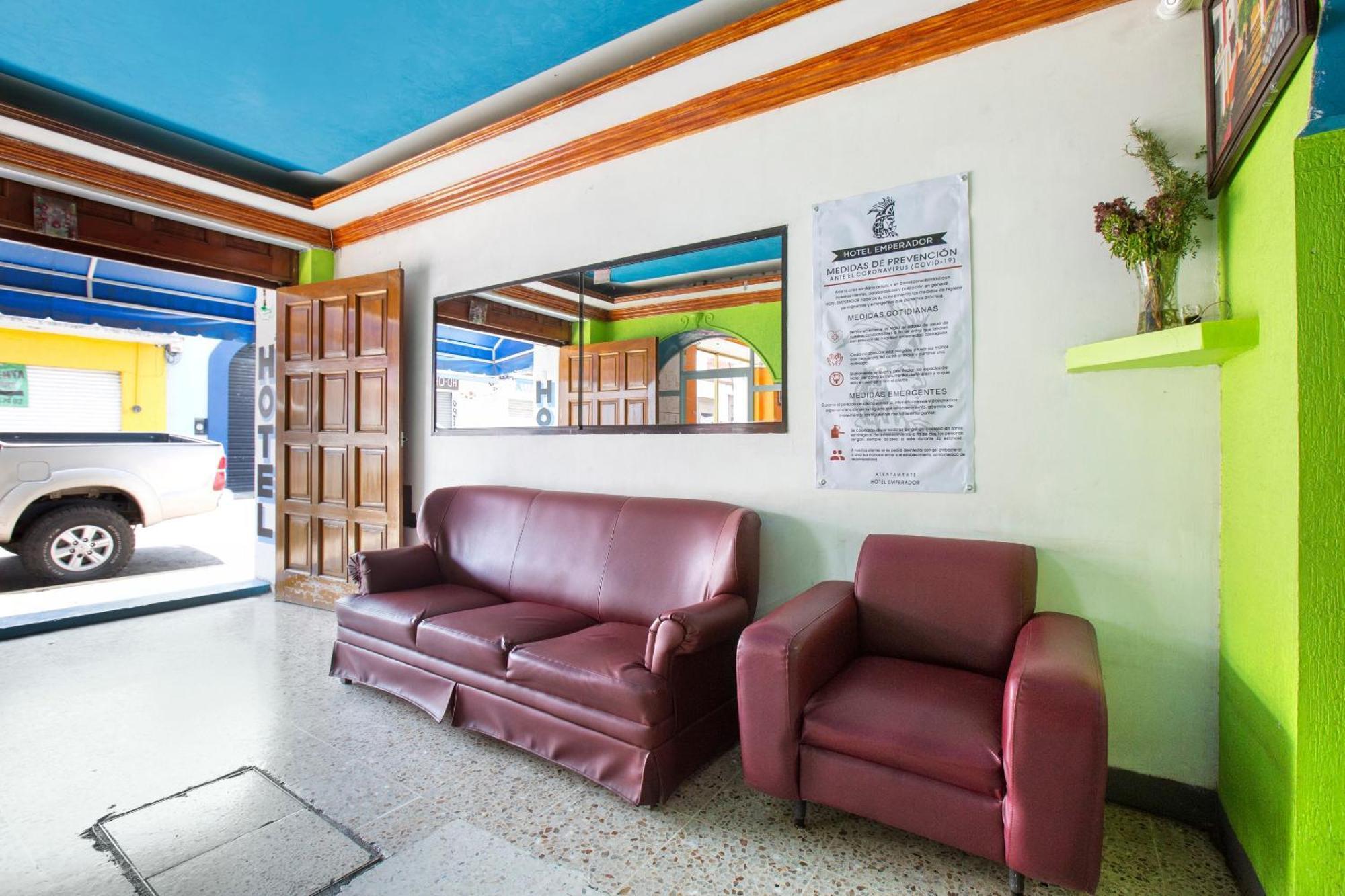Oyo Hotel Emperador, Oaxaca Exterior photo