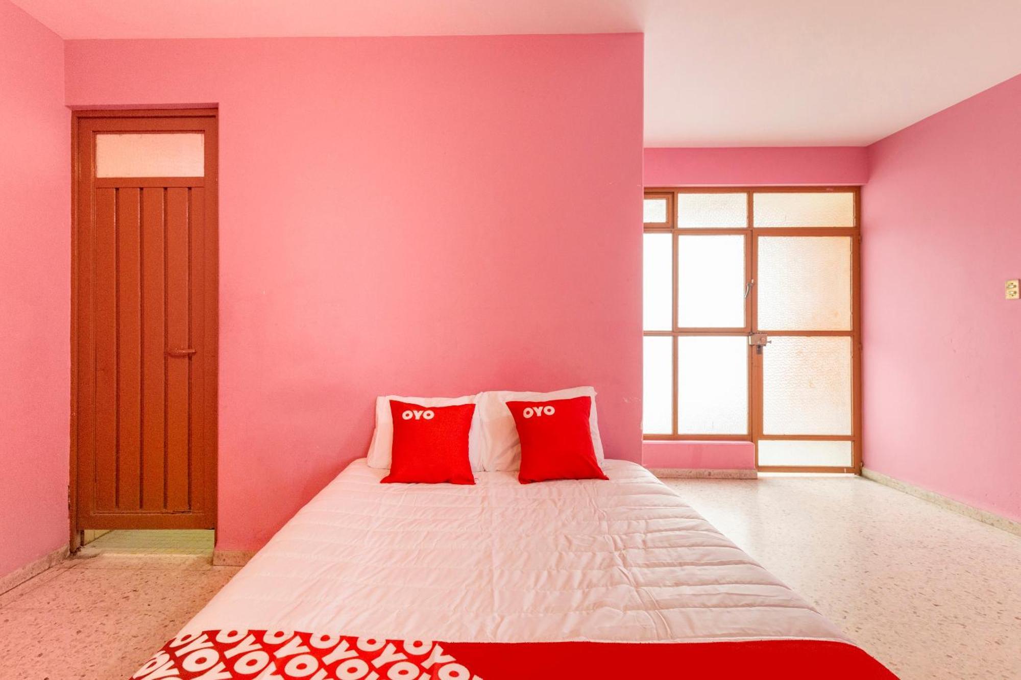 Oyo Hotel Emperador, Oaxaca Exterior photo
