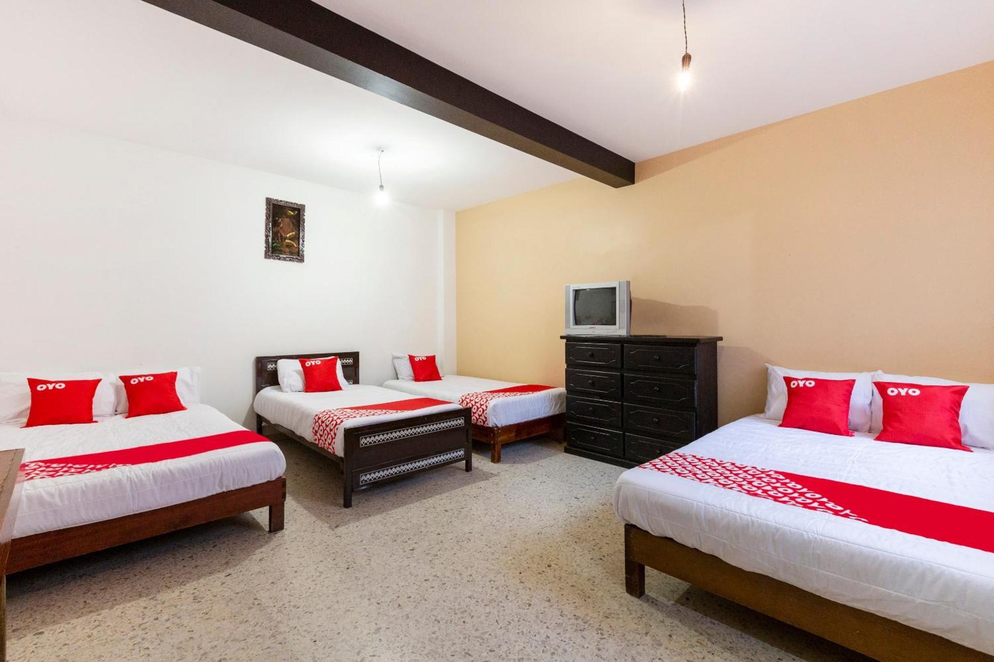 Oyo Hotel Emperador, Oaxaca Exterior photo
